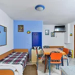 דירה With Parking Space - Torovi - - Pedinka, - 294 ויר