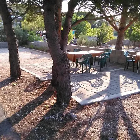 Apartment With A Parking Space - Torovi - - Pedinka, - 294 Vir