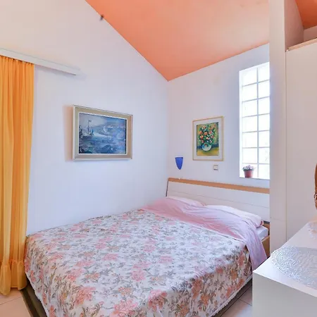 Apartment With A Parking Space - Torovi - - Pedinka, - 294 *