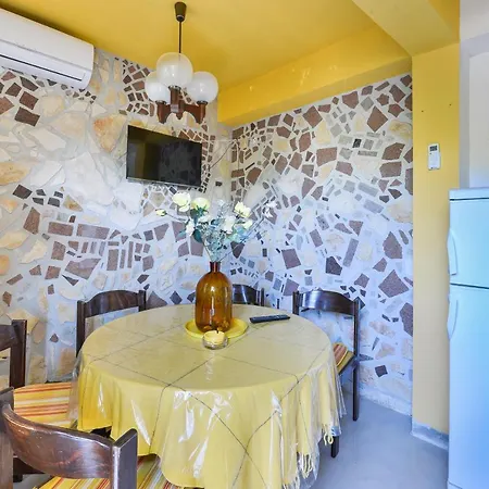 Apartment With A Parking Space - Torovi - - Pedinka, - 294 Vir