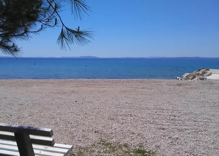 Apartment With Parking Space - Torovi - - Pedinka, - 294