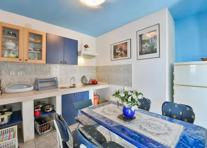 With Parking Space - Torovi - - Pedinka, - 294 *